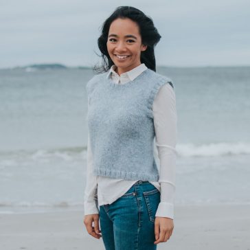 gratis oppskrift enkel strikket vest til dame