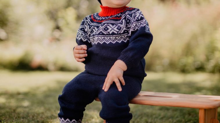 hentesett baby gratis strikkeoppskrift