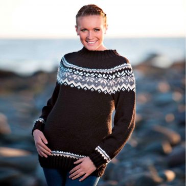 strikket genser med rund sal