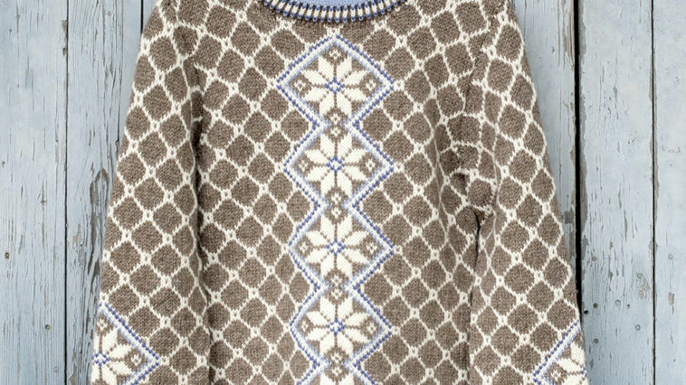 gratis strikkeoppskrift på lykkestjerne genser